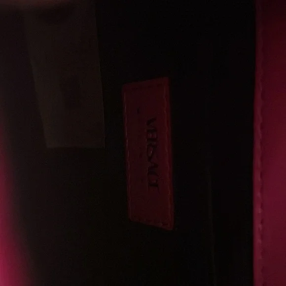 Versace NWOT Hot Pink Velvet MEDUSA Clutch crossbody Handbag 7”x5” with dust bag - Picture 5 of 11